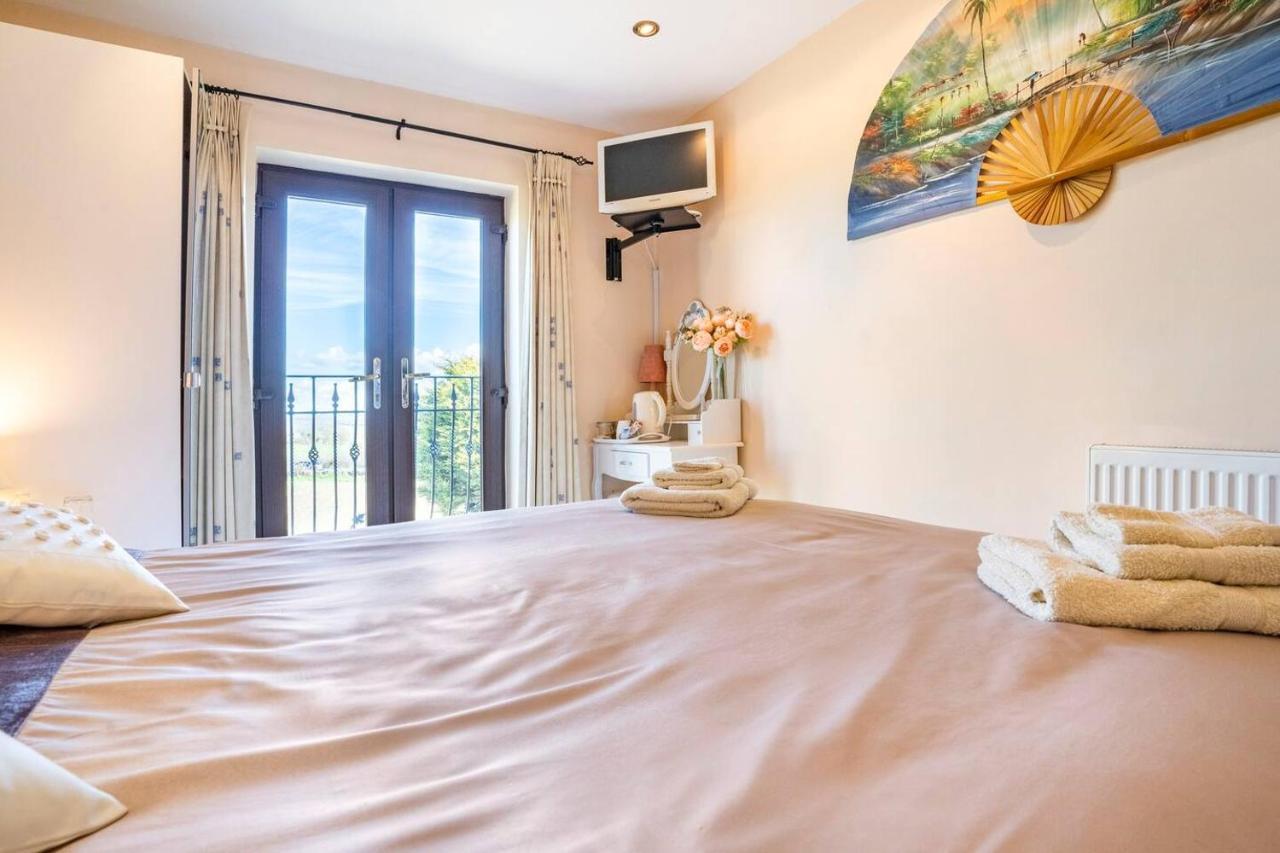Willow Ridge - A Large Country House With 3 Rental Rooms Clutton Εξωτερικό φωτογραφία
